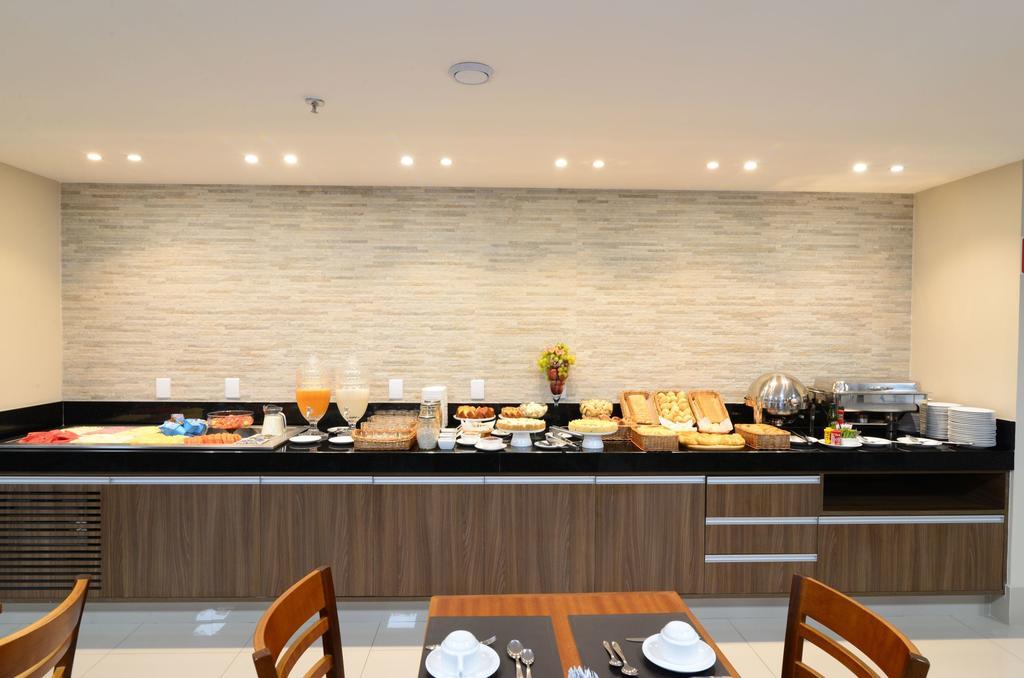 Tulip Inn Vila Velha Vila Velha  Buitenkant foto